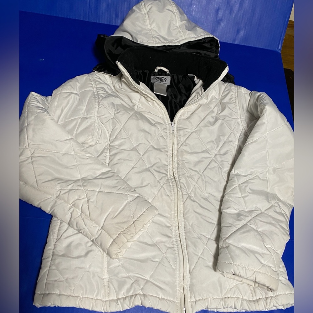 Athletic Works Stylish White Quilted Puffer Jacket with Detachable Hood Size 10
